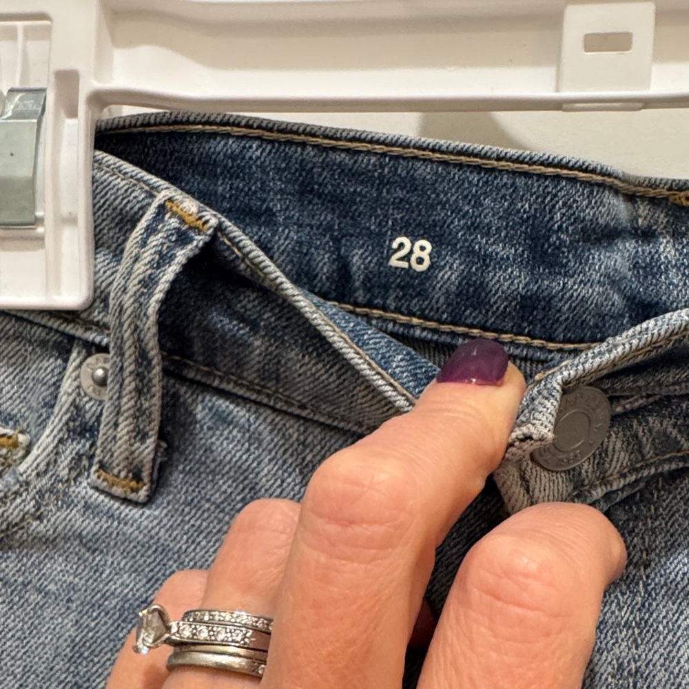 GAP Blue Distressed Jean Shorts Size 28 - Picture 3 of 9